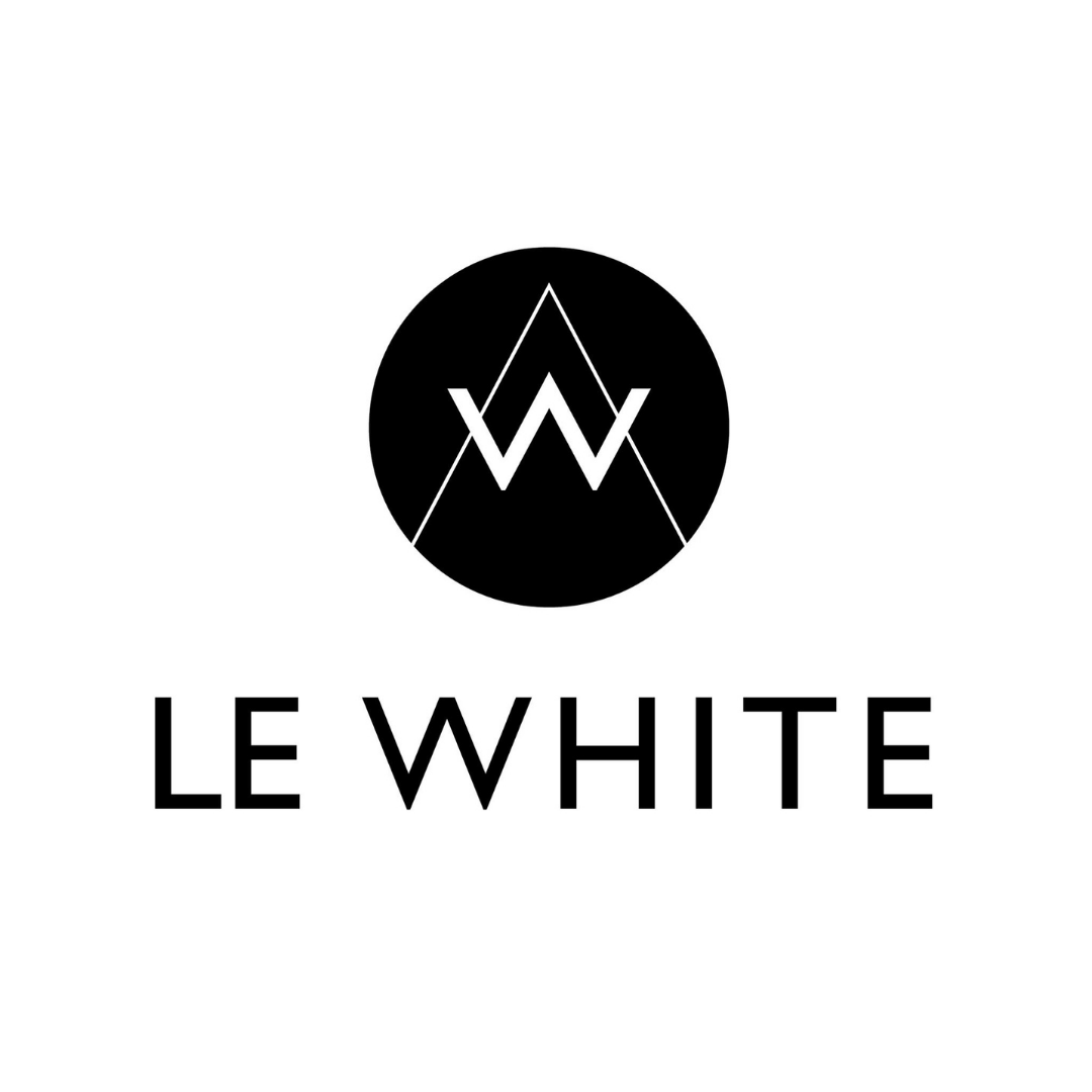 le white